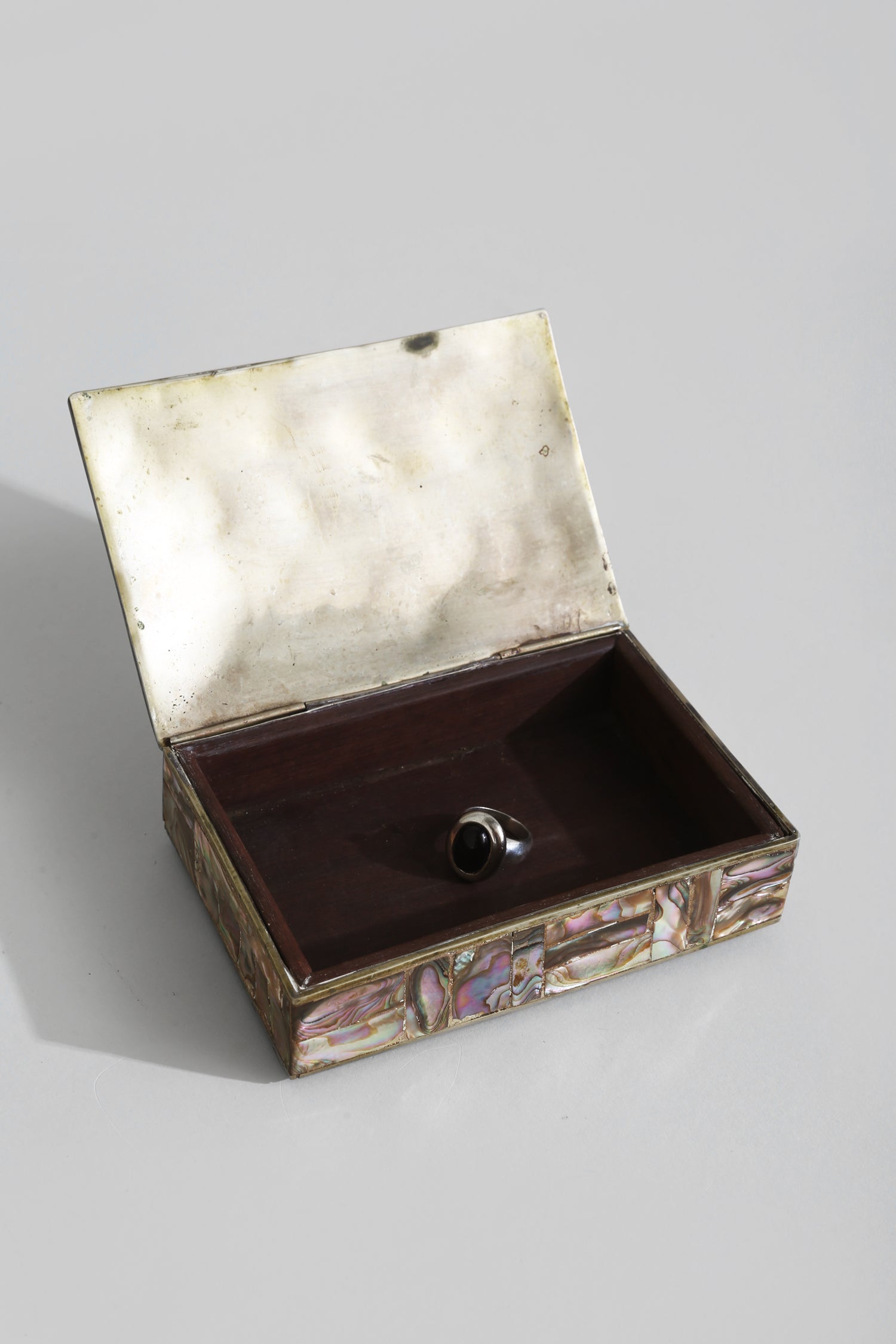 Shell Jewelry Box