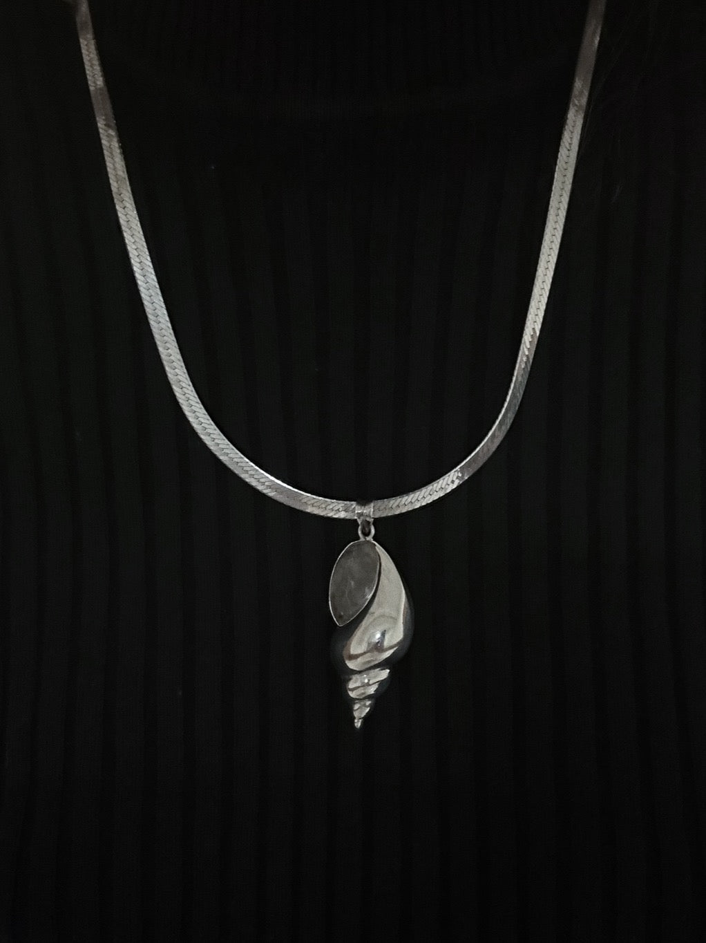 Shell Herringbone Necklace