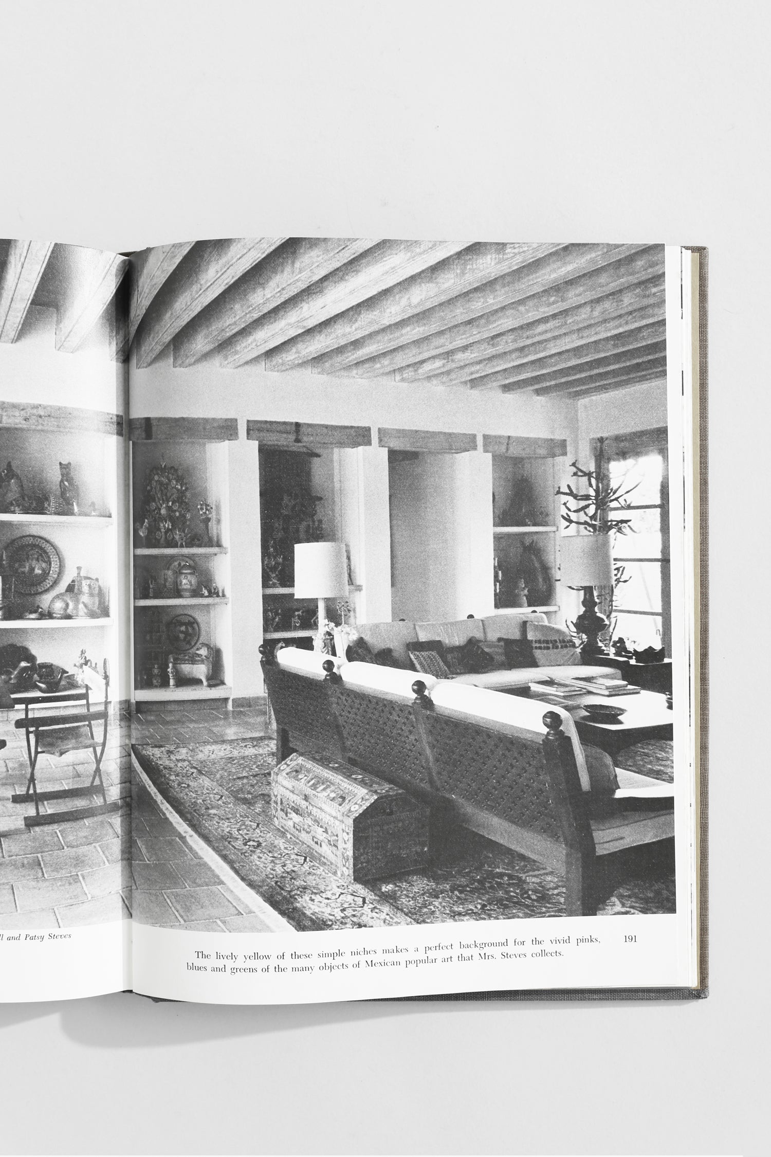 Tradition of Craftsmanship in Mexican Homes Book