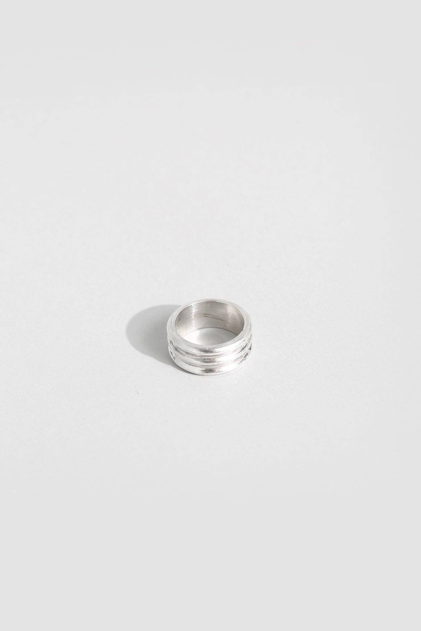 Ribbed Modernist Ring