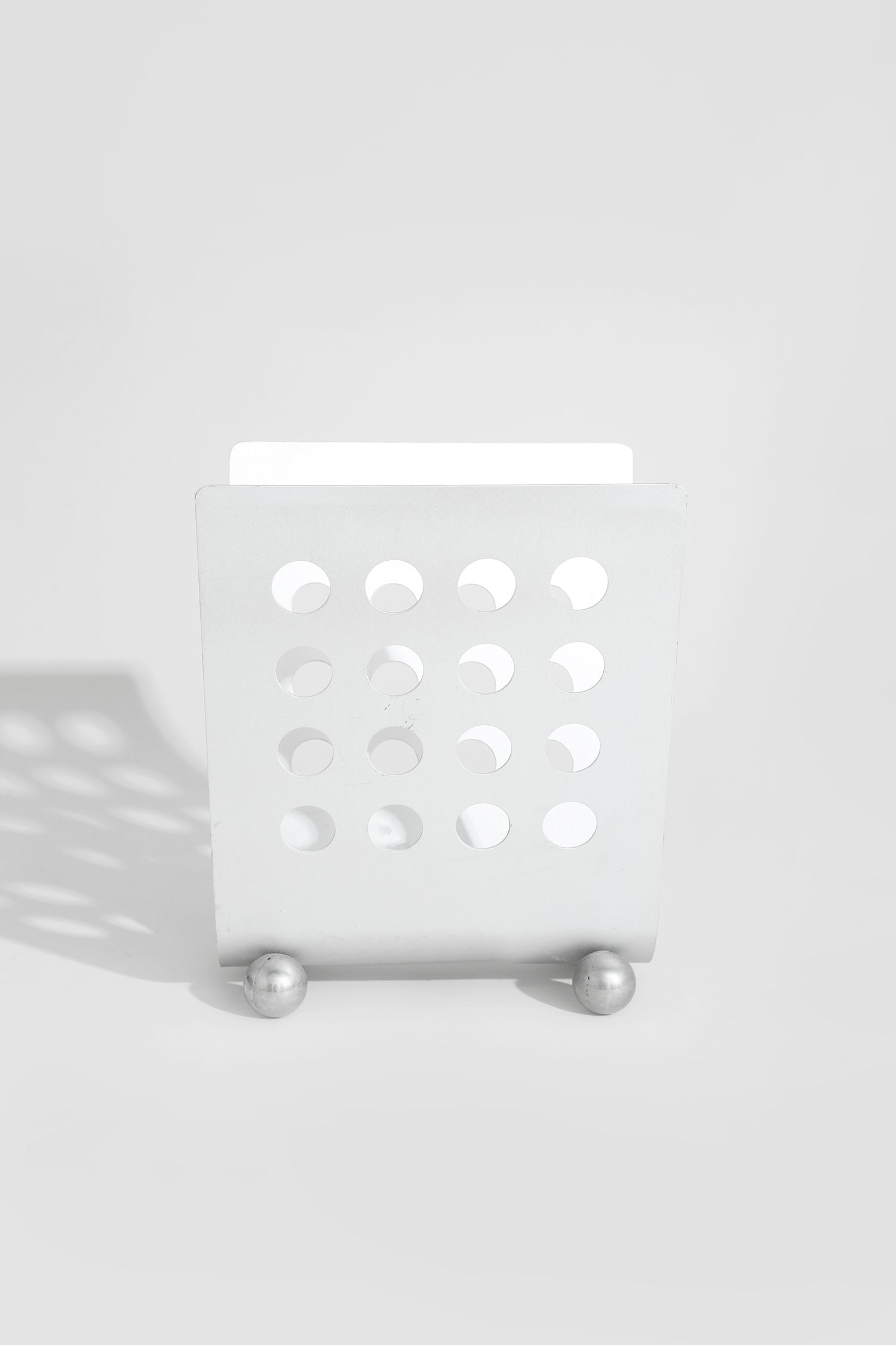 Aluminium Magazine Rack