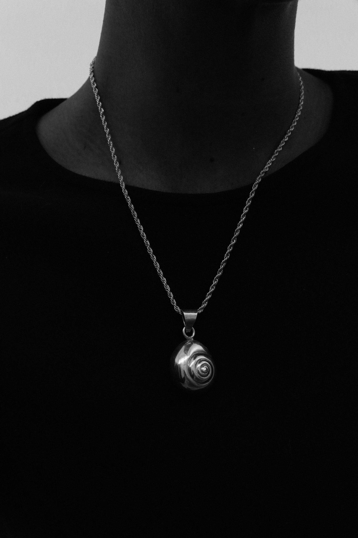 Shell + Rope Necklace