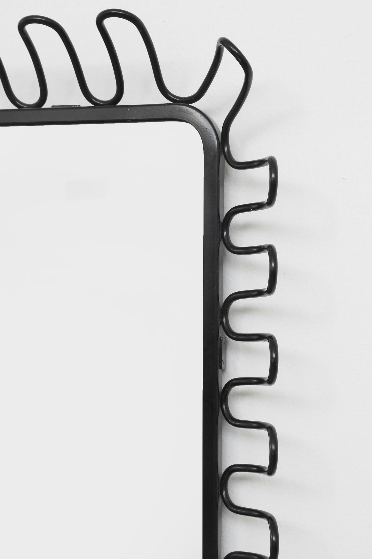 Loop Mirror
