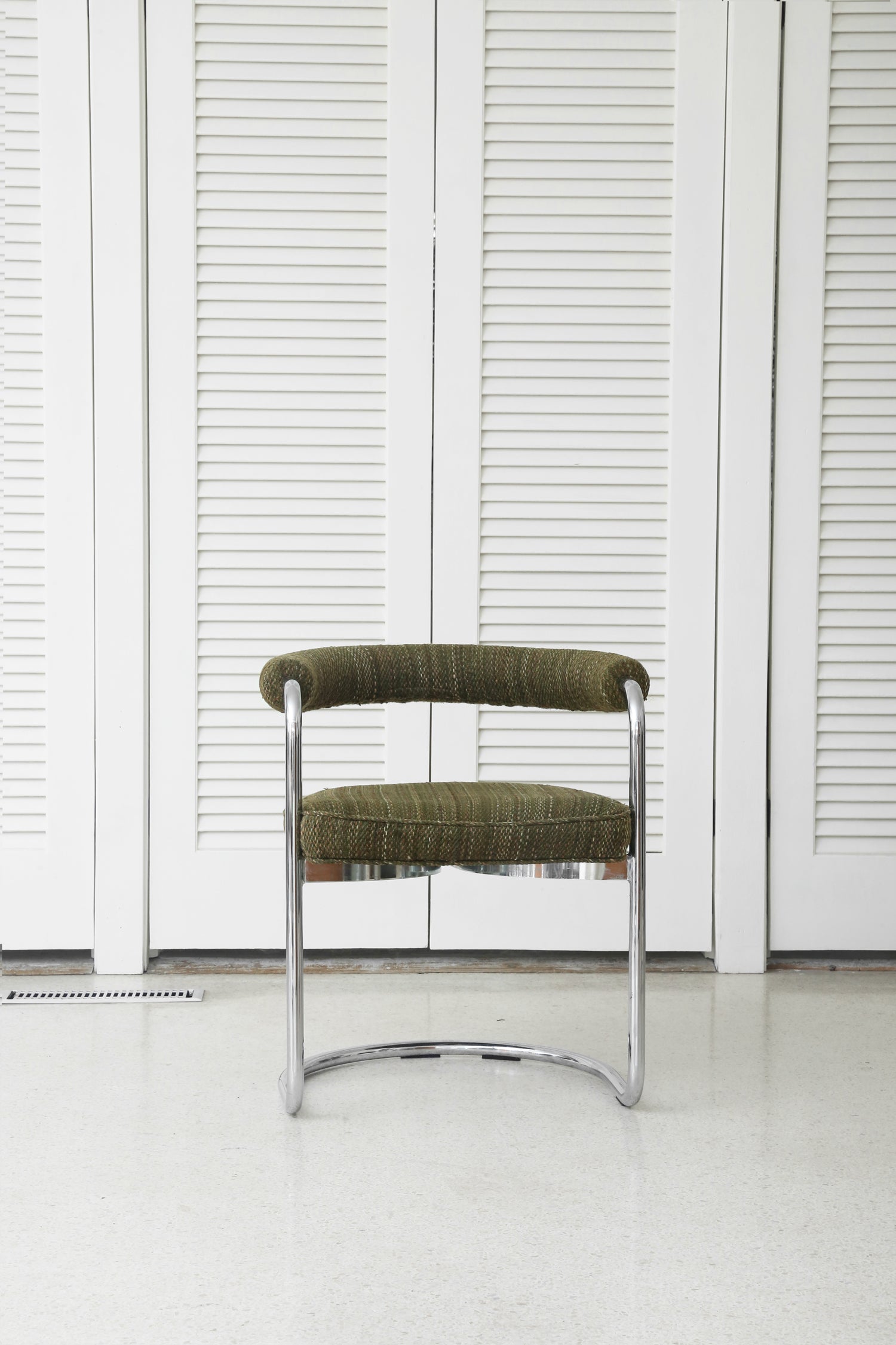 Tubular Chrome Cantilever Chairs (Set of 4)