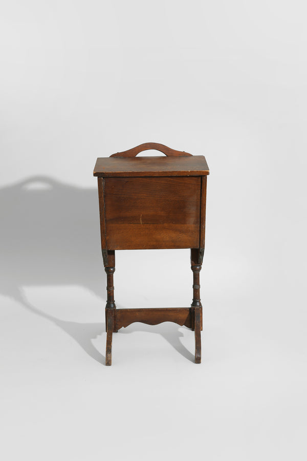Wood Magazine Pedestal Stand