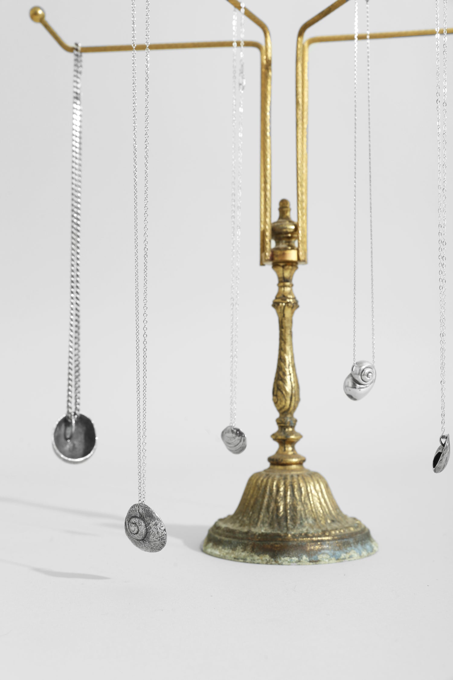 Hollywood Regency Jewelry Holder