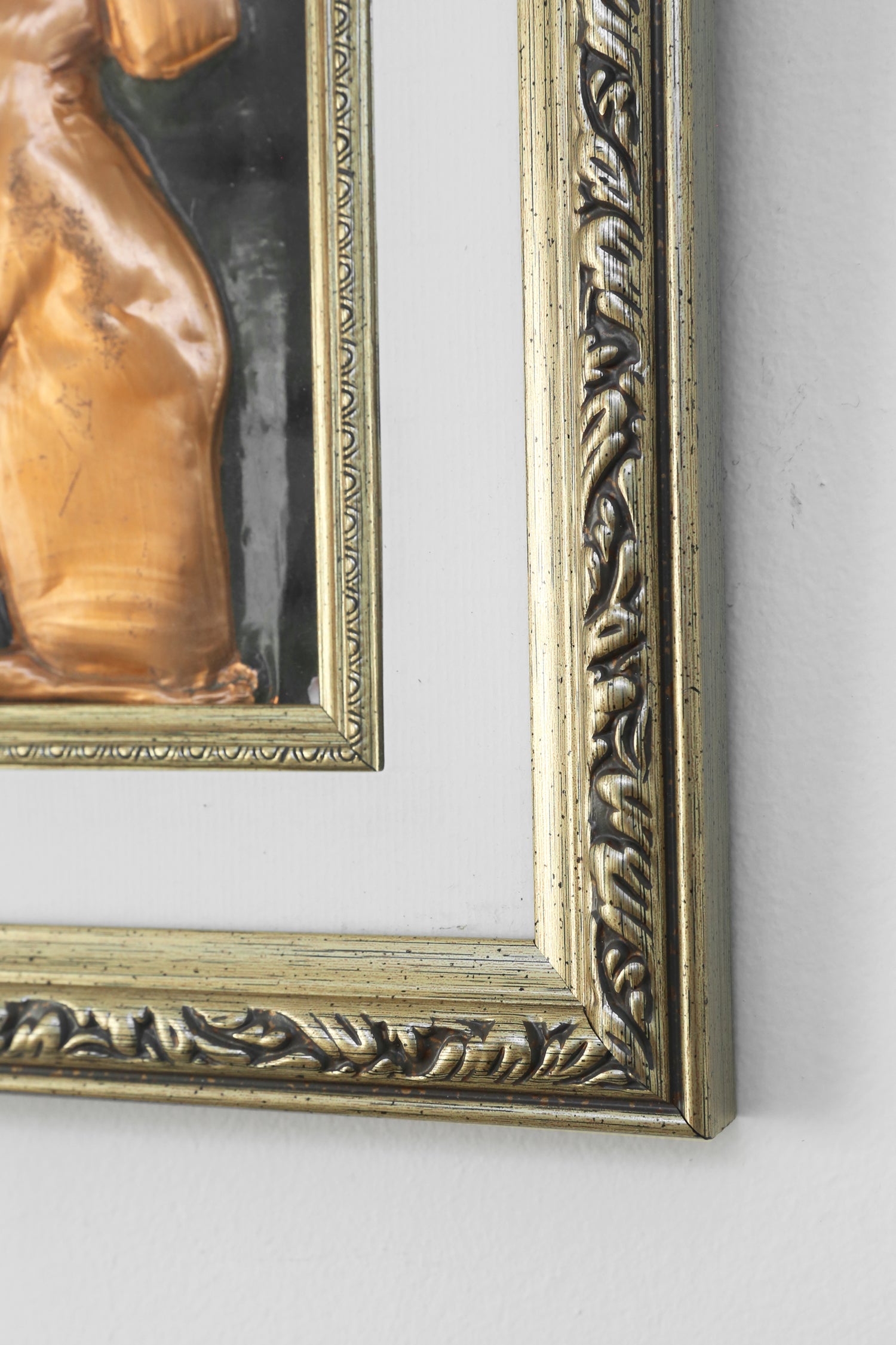 Framed Classical Figure Study