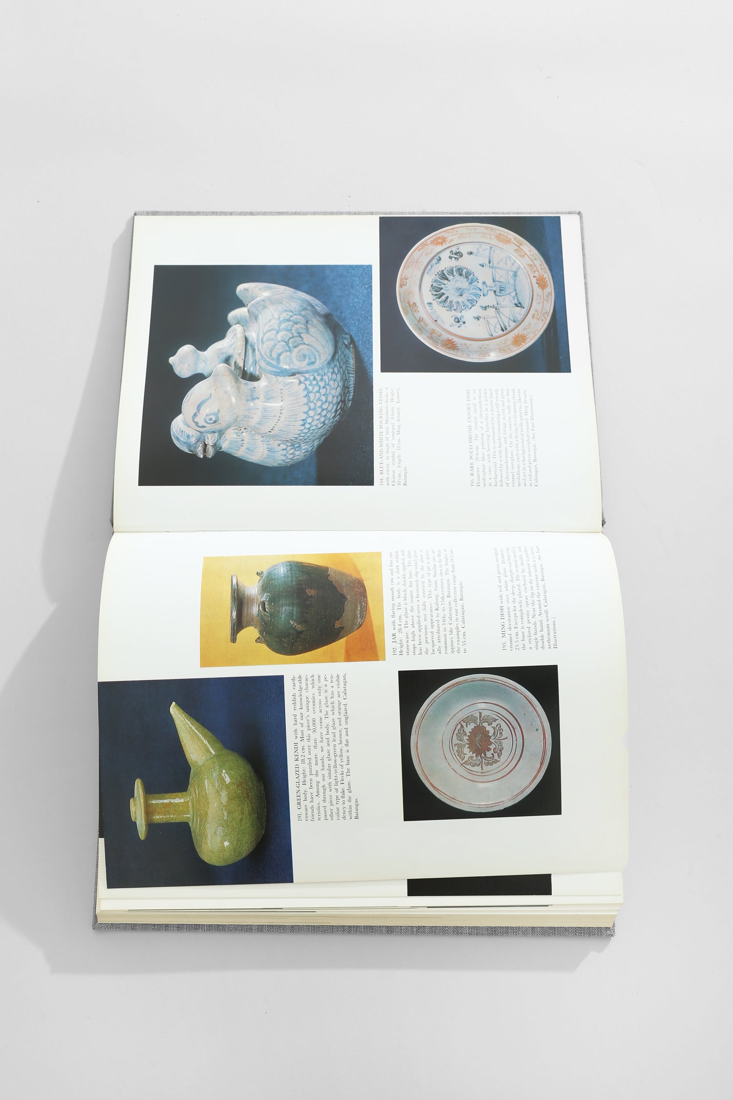 Oriental Ceramics Discovered in the Philippines Book