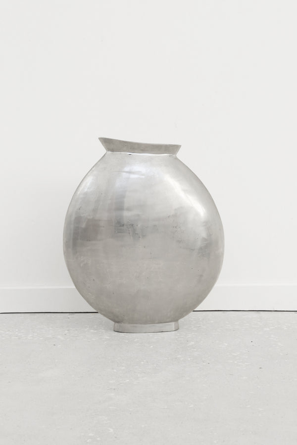 XXL Aluminum Sculpture Vase