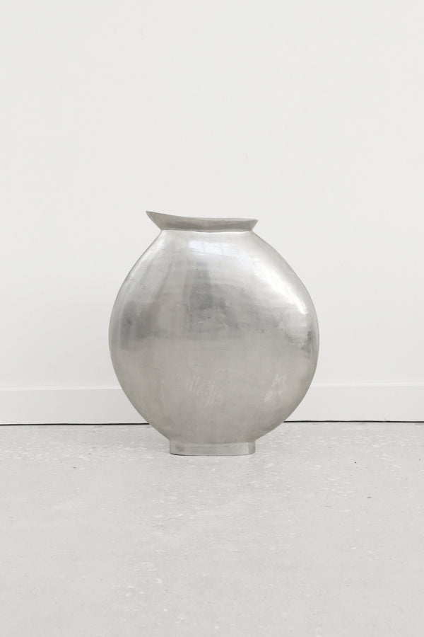 XXL Aluminum Sculpture Vase