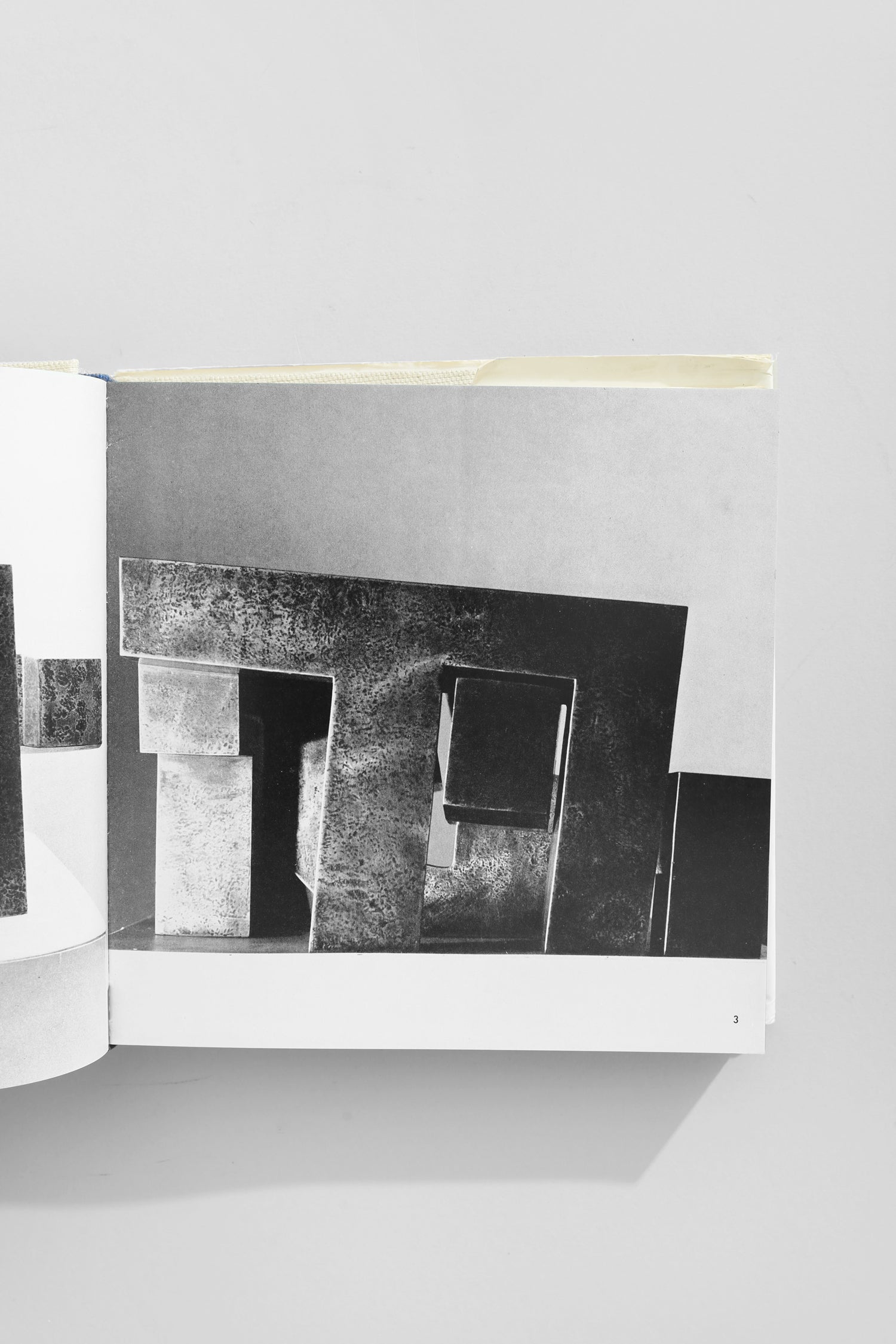 Spaces of Chillida Book