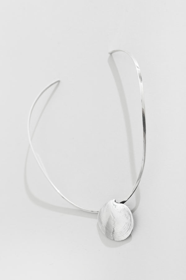 Shell Collar Necklace