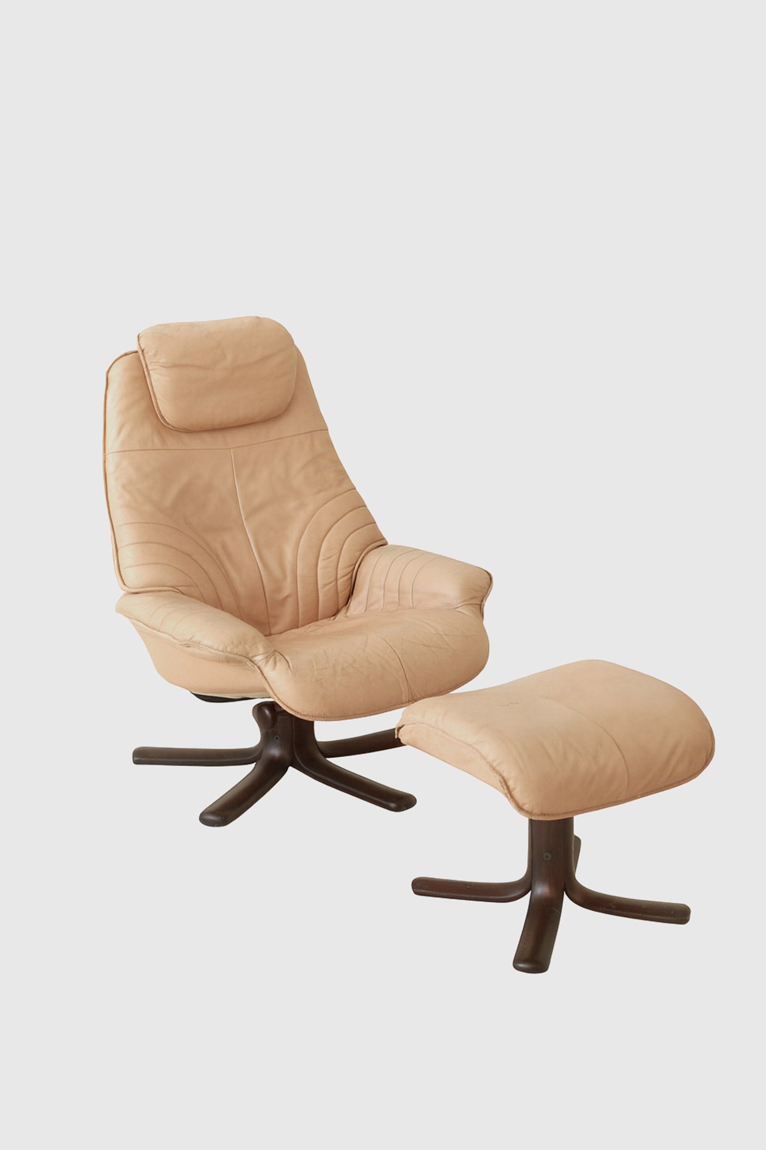 Norwegian Lounge Chair + Ottoman