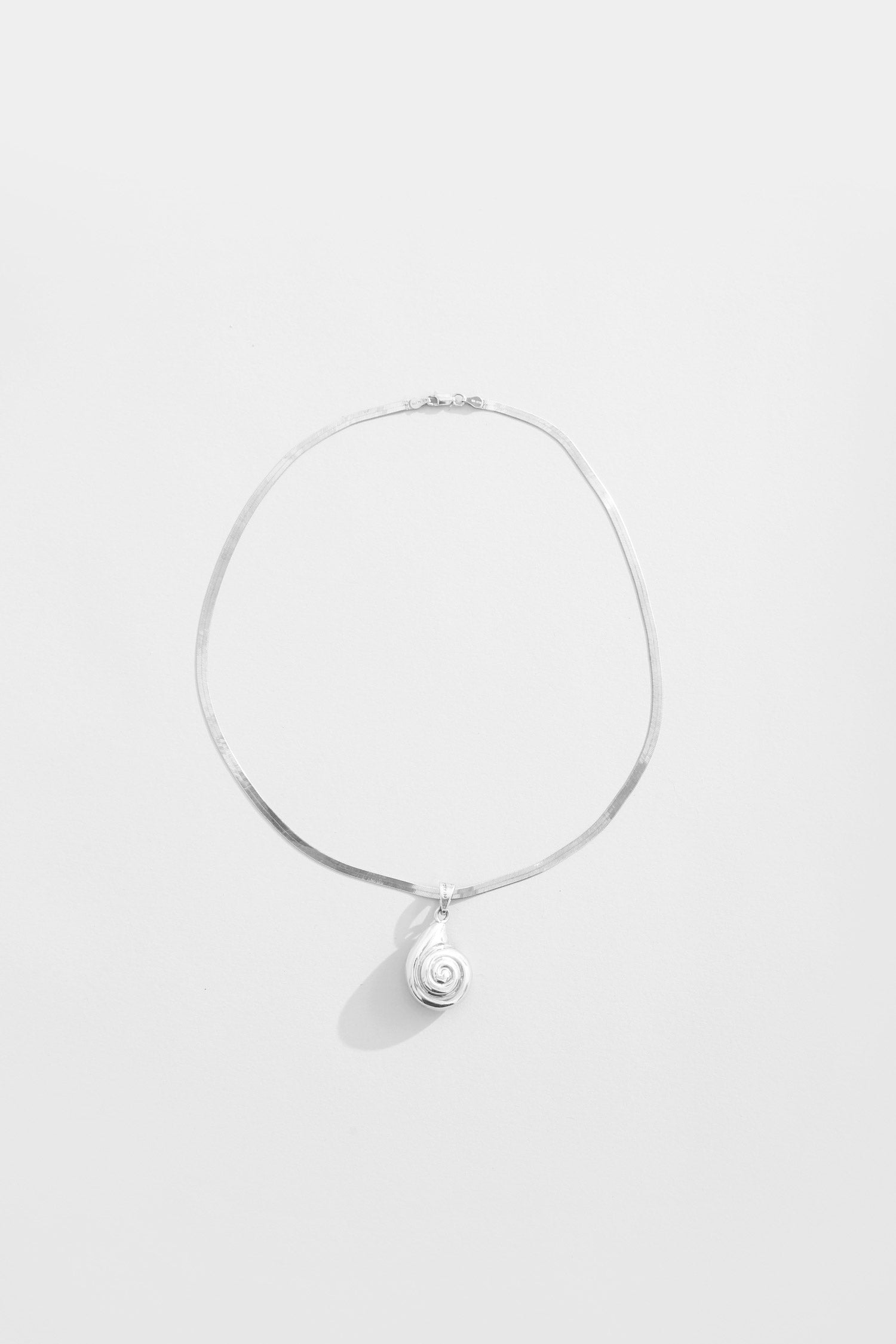 Shell & Herringbone Necklace