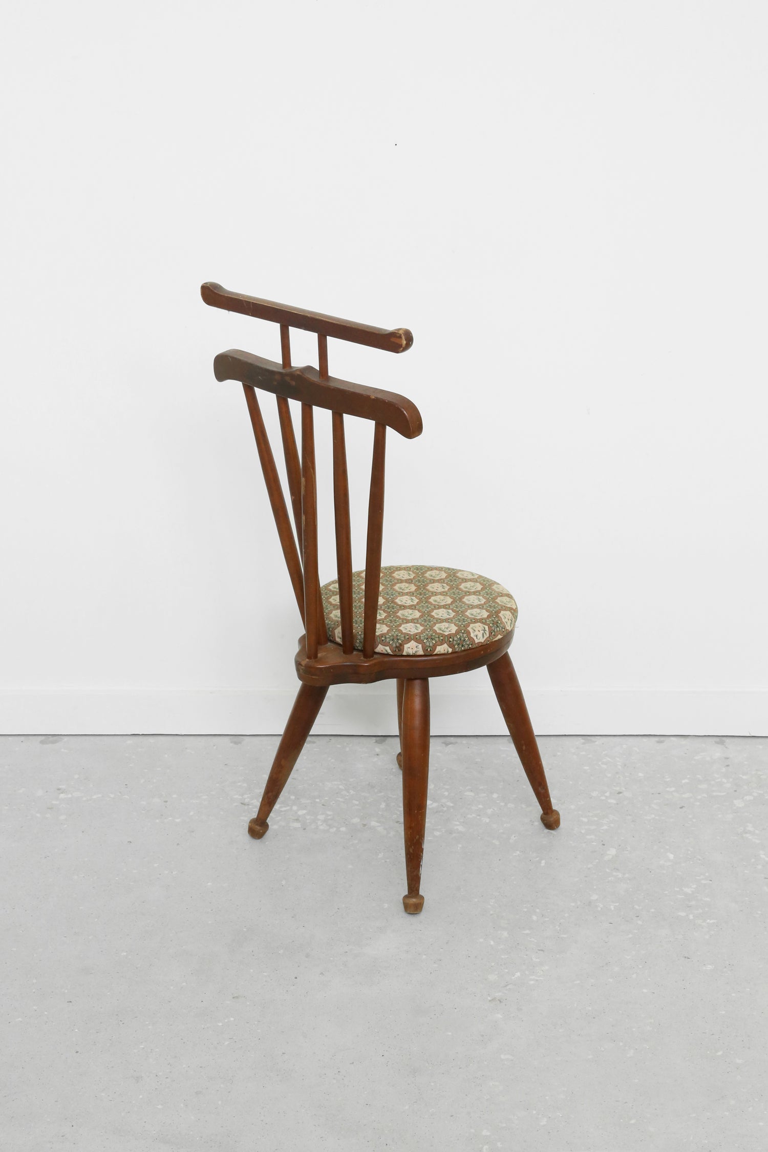 Mid Century Valet Chair