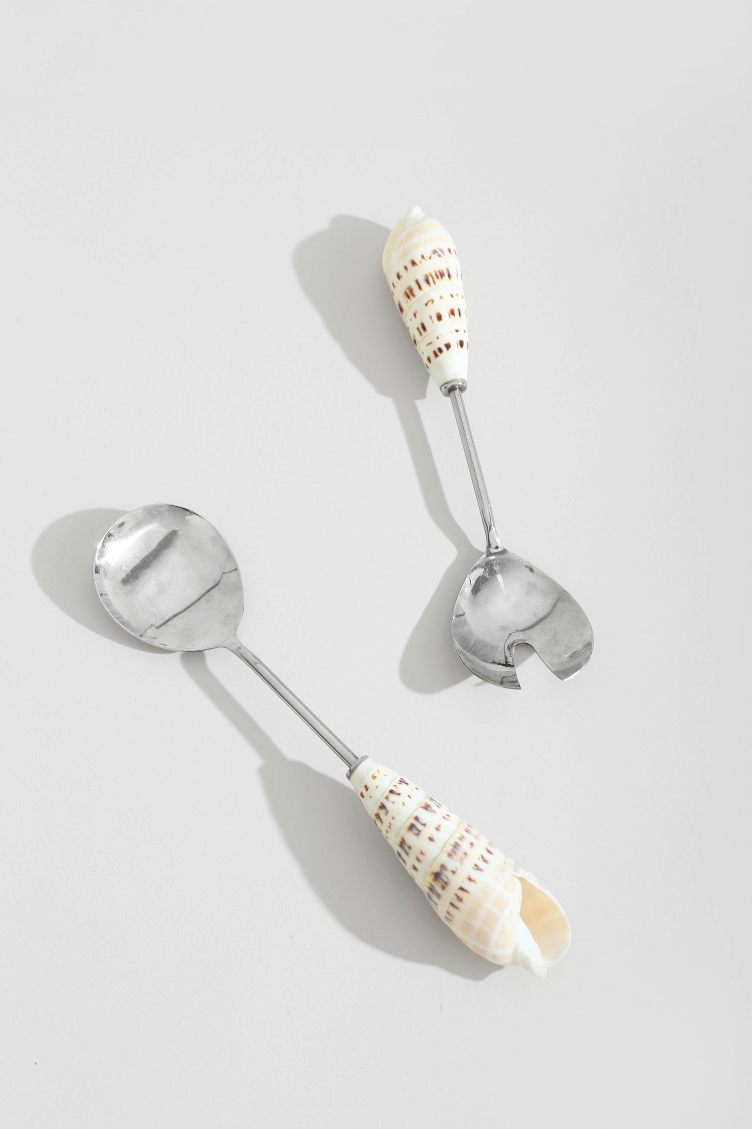 Shell Salad Servers
