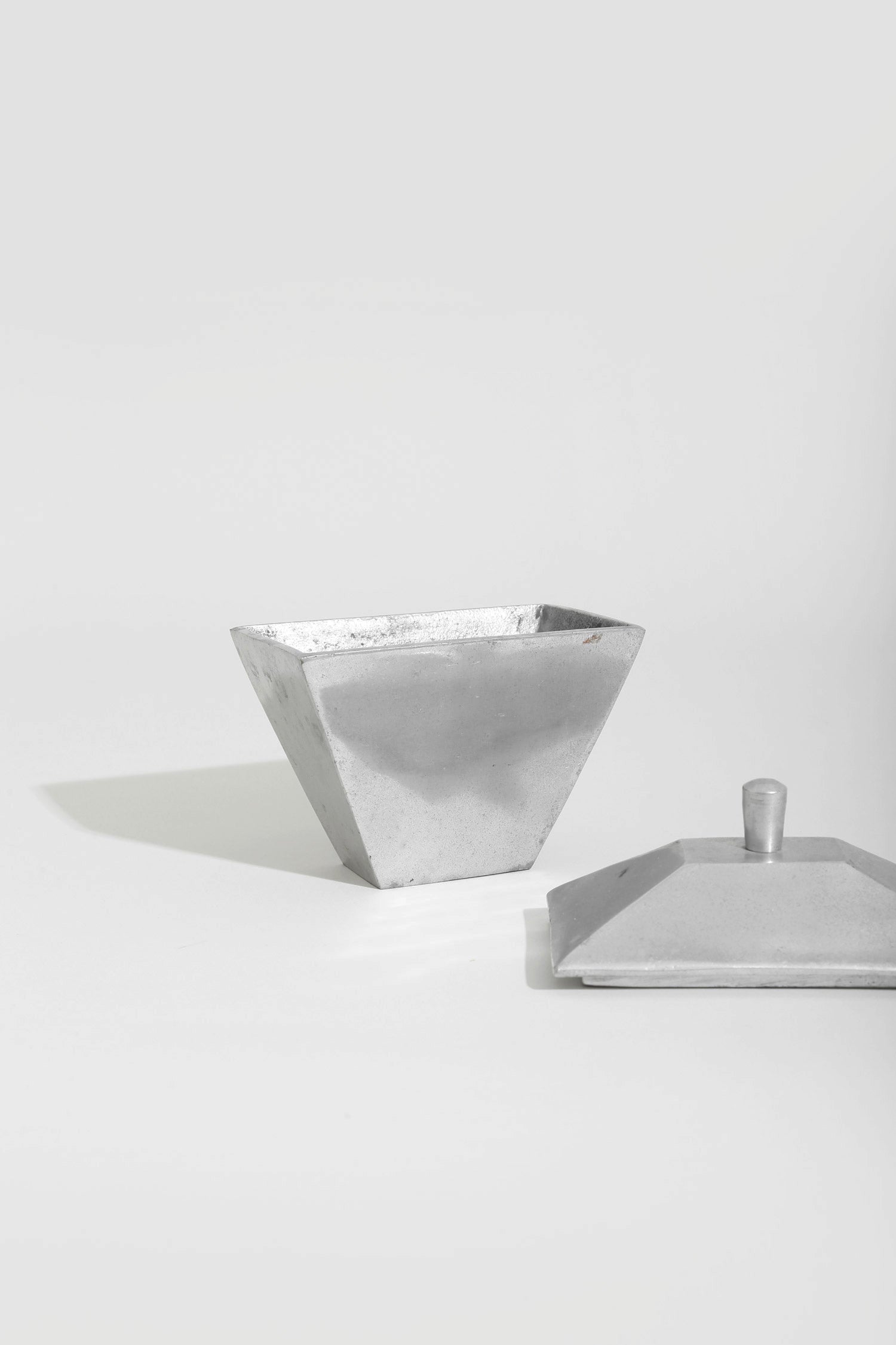 Chrome Catchall Lid Container