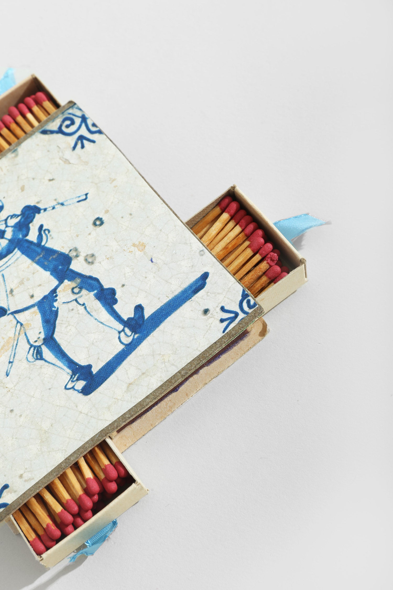 Vintage Delft Matchbook