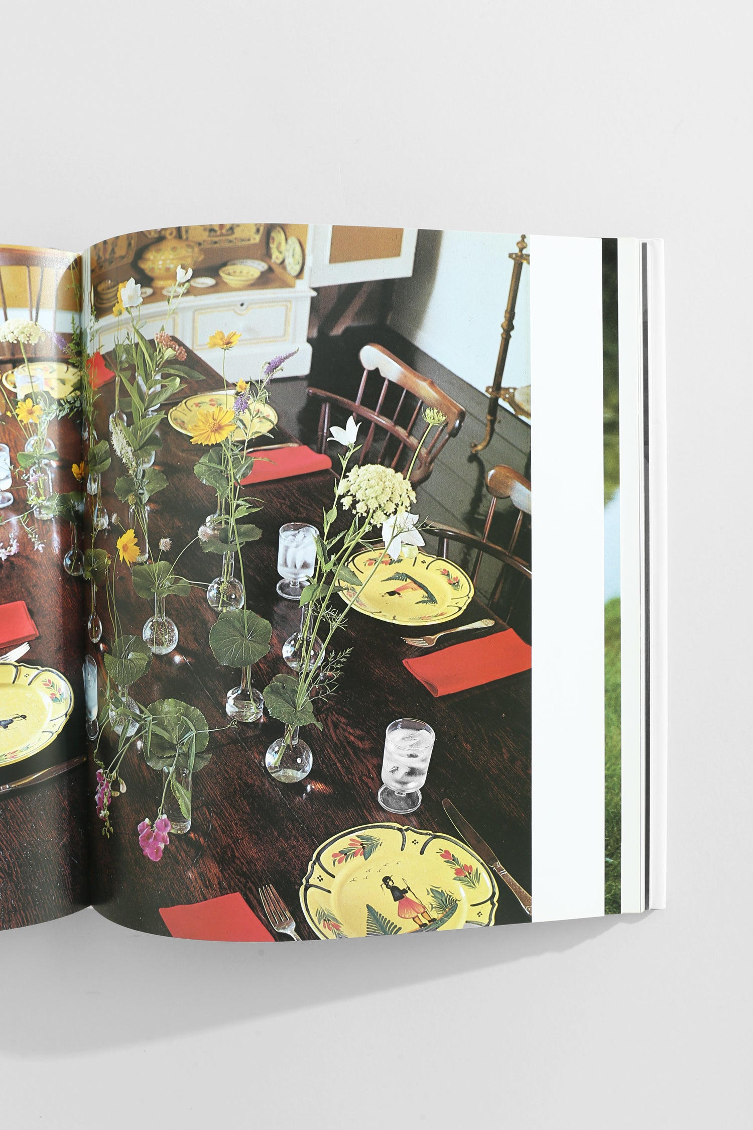 Decorating with Flowers Book