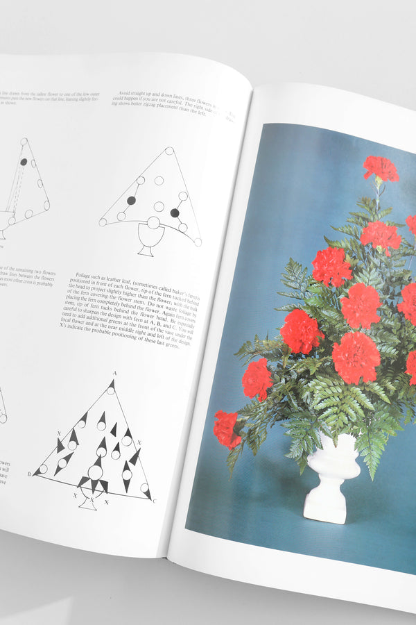 A Guide to Professional Floral Arrangements Book