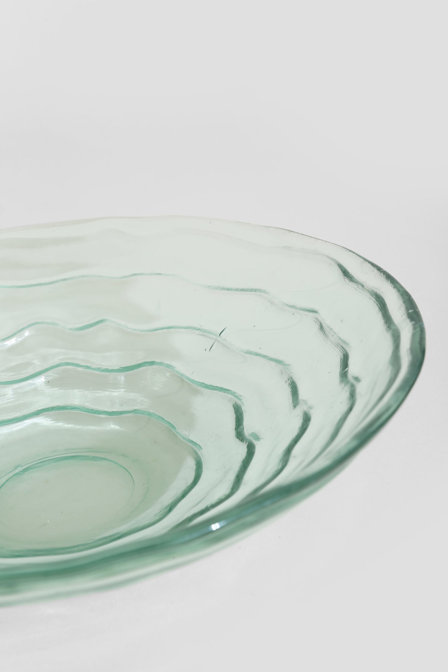 Wavy Glass Serving Bowl