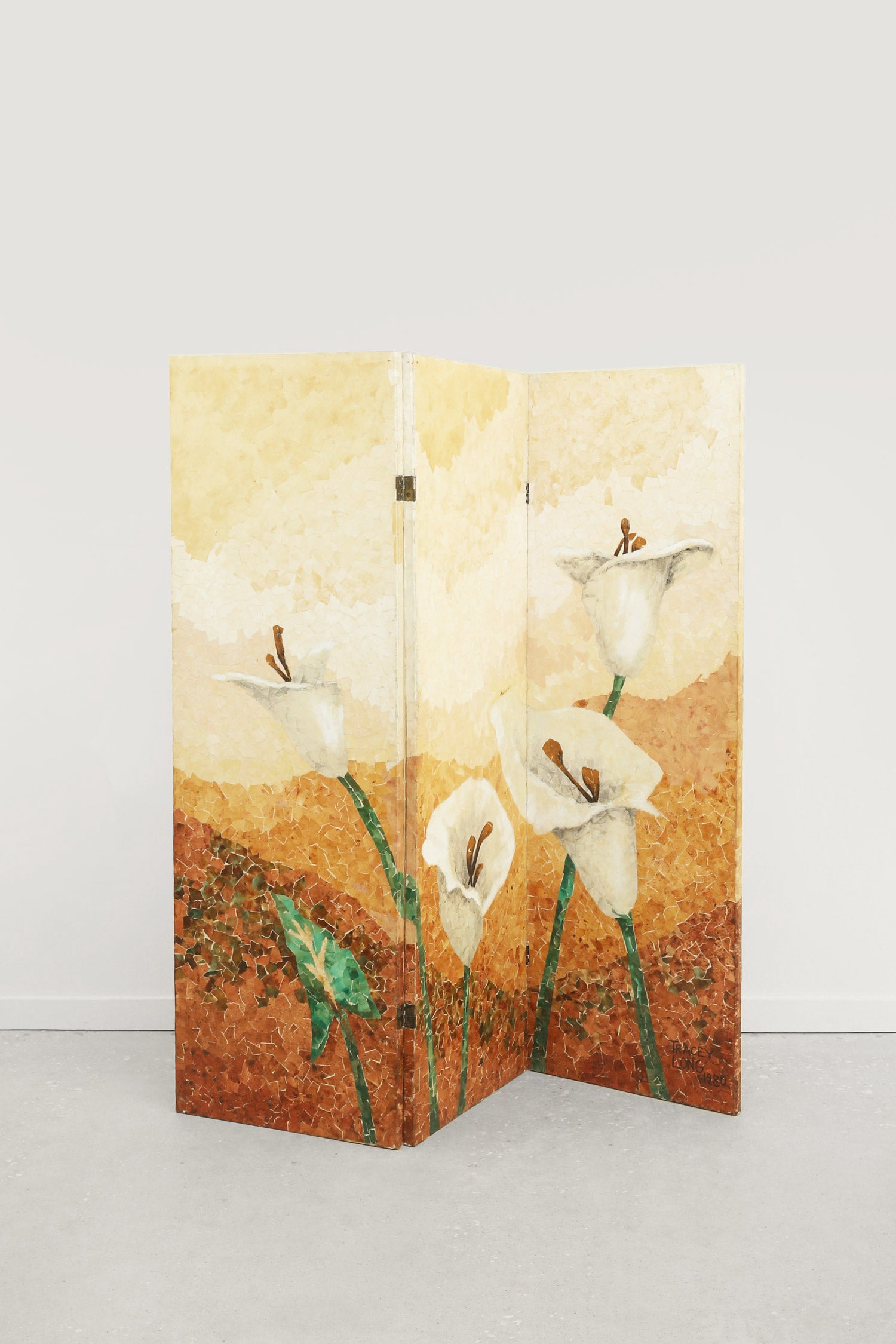 Calla Lily Wall Partition