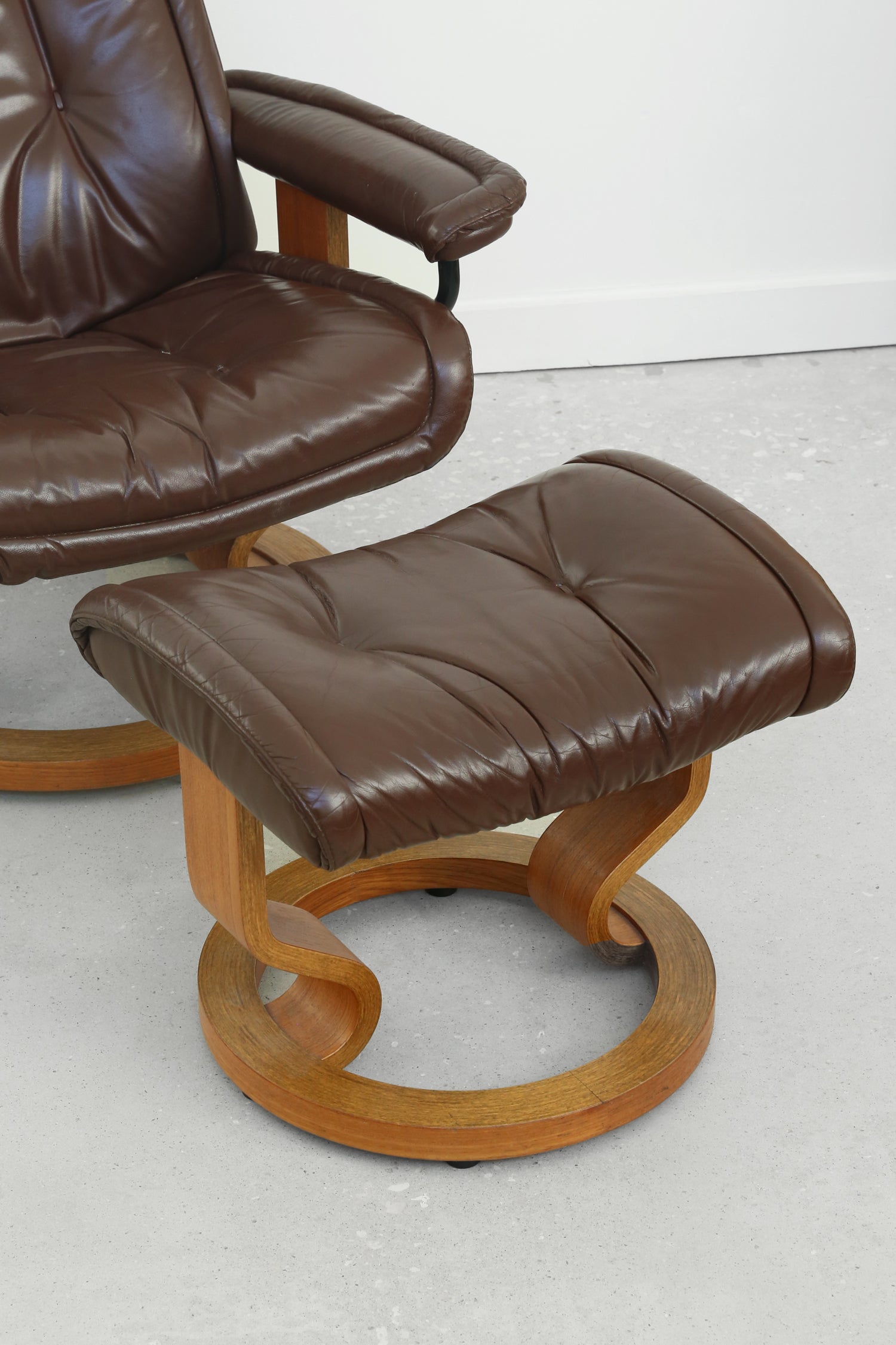 Brown Lounger Chair + Ottoman Set