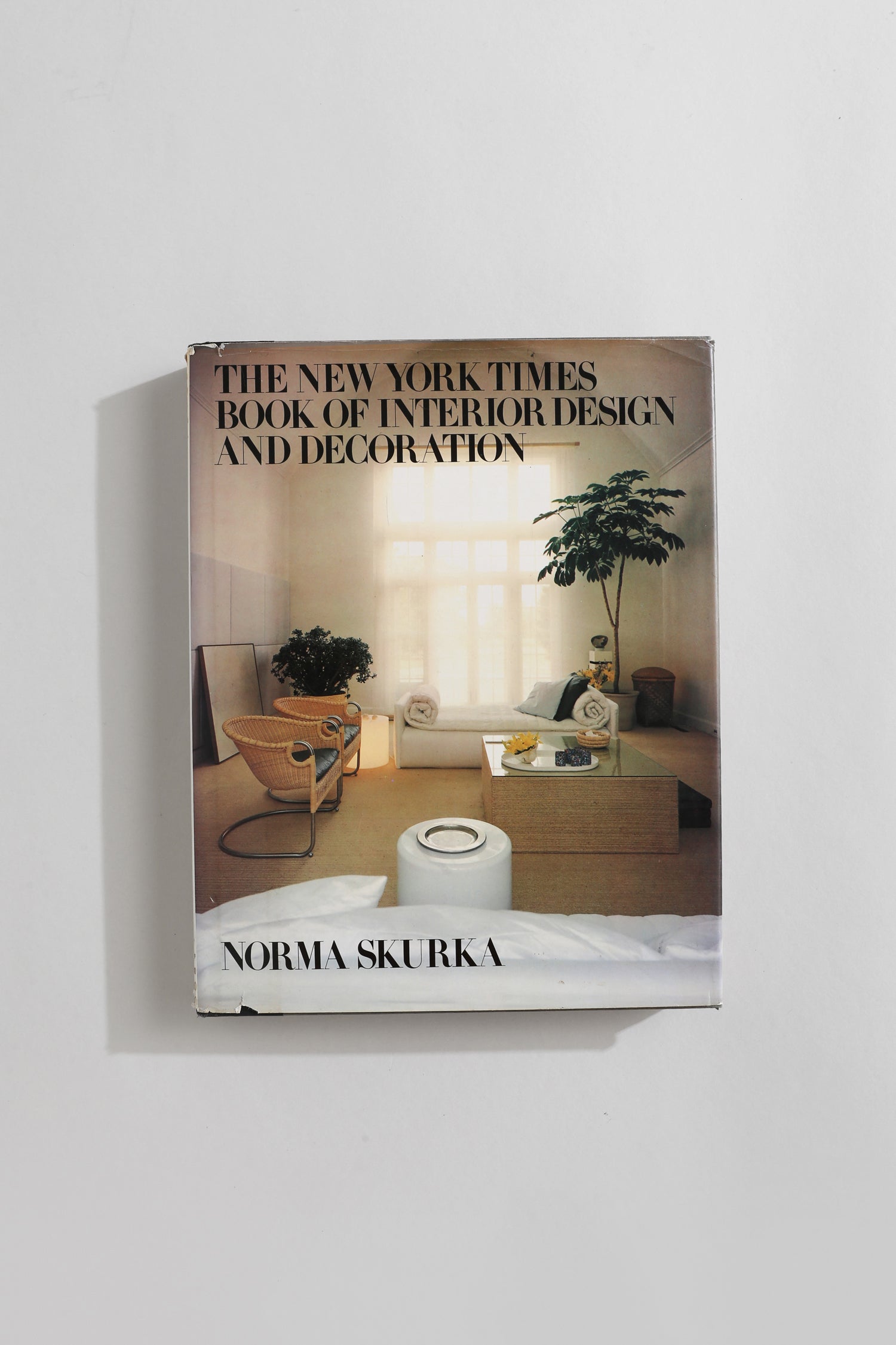 The New York Times Book of Interior Design and Decoration Book
