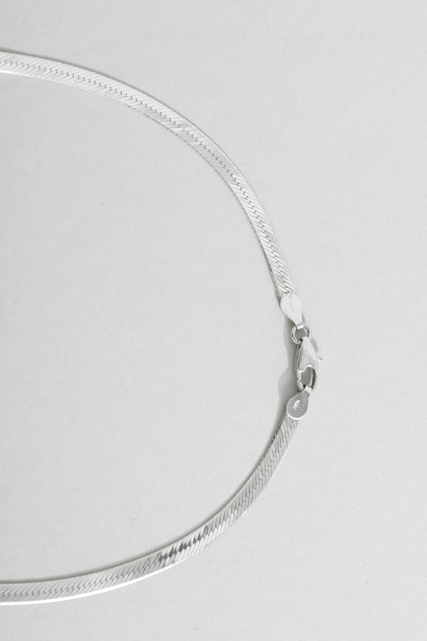 Shell Herringbone Necklace