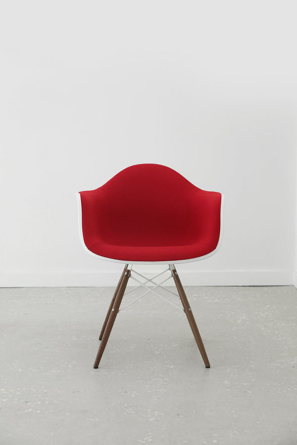 Eames Side Chair