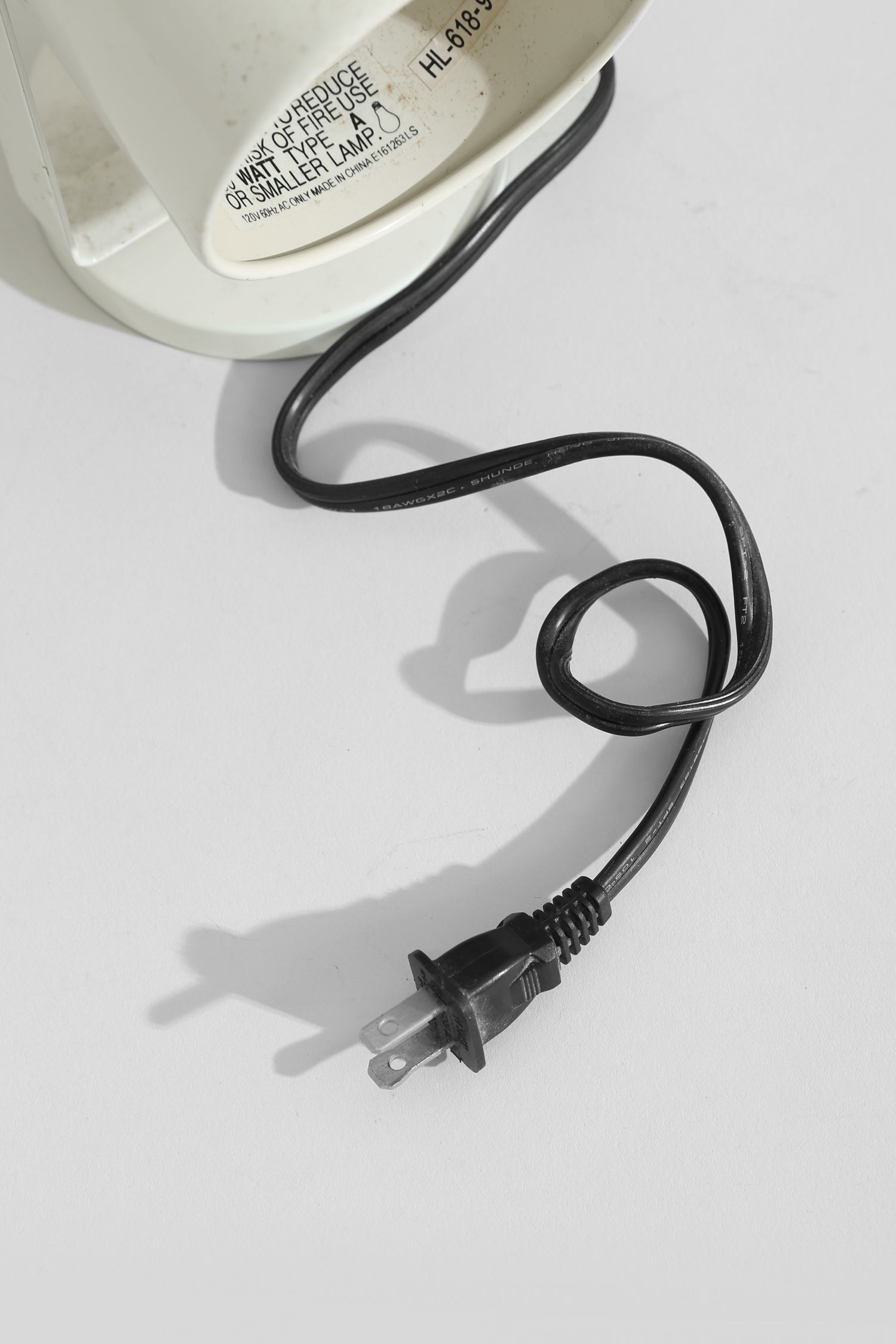 Pivoting Task Lamp