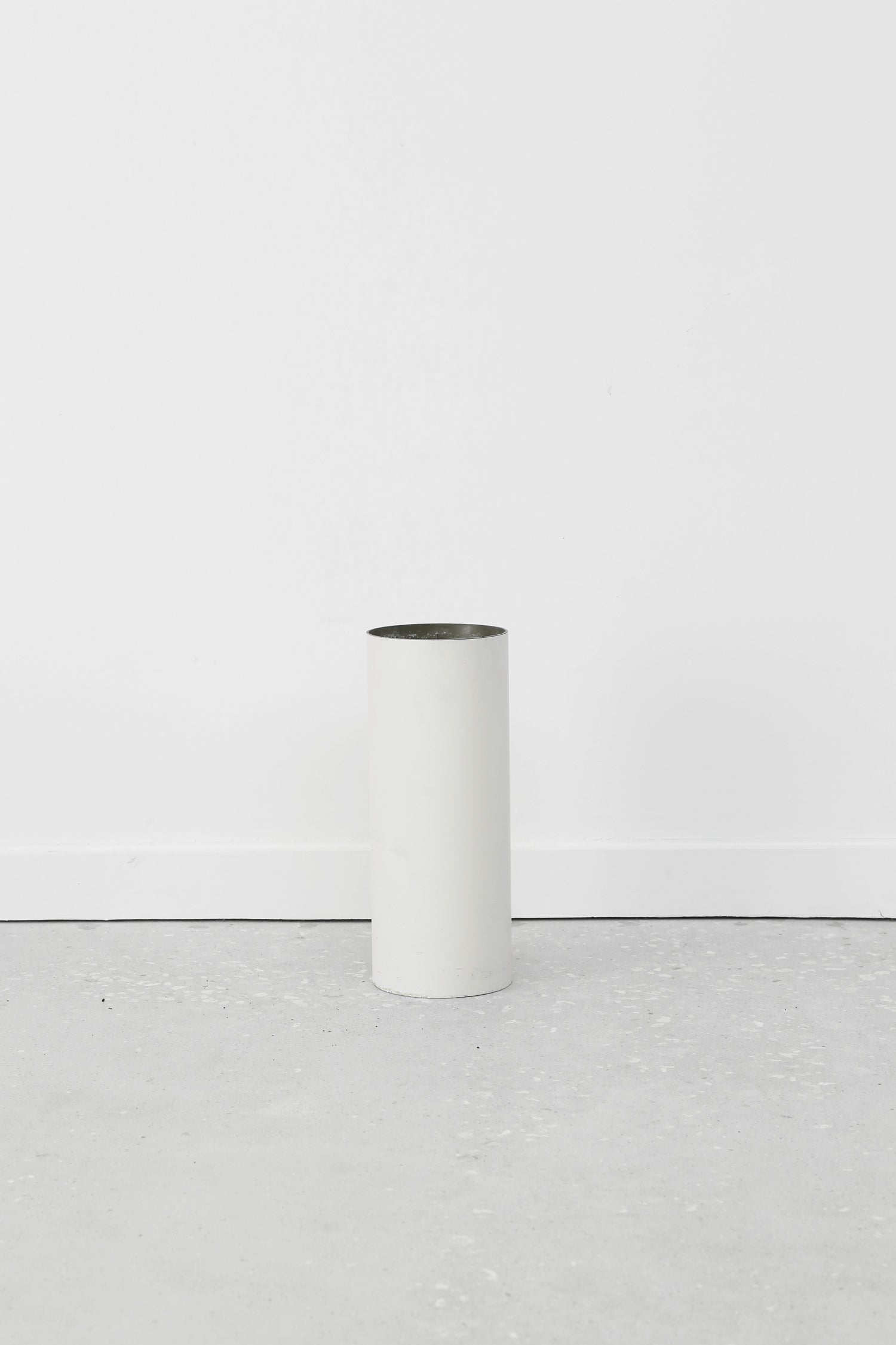 HABITAT Small Pedestal Planter