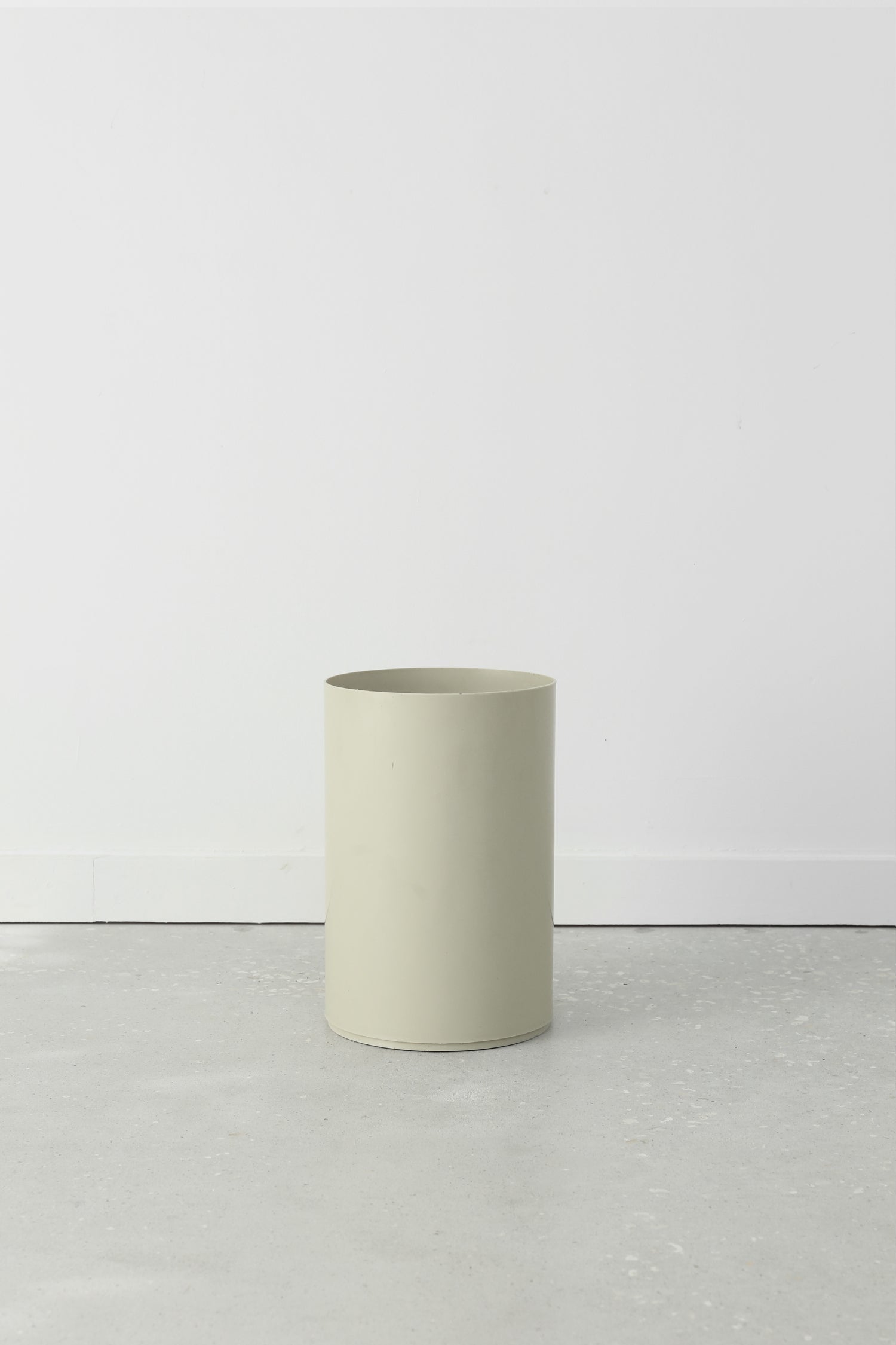 Cylinder Plastic Planter