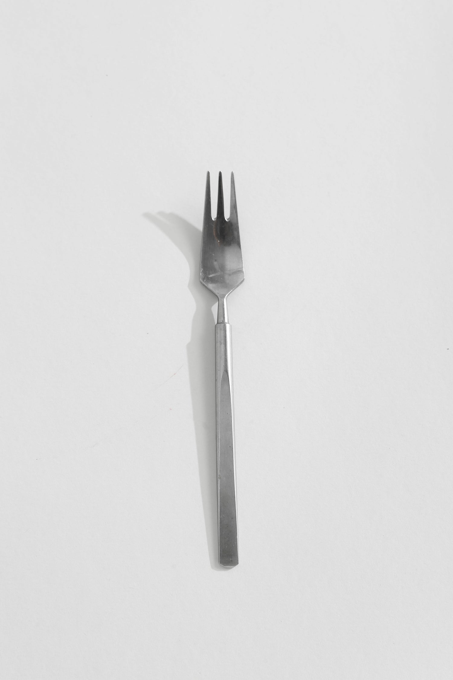 Erik Herløw, Obelisk Flatware