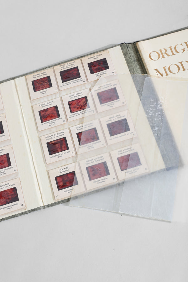 Color Slide Program of the World’s Art Book Set