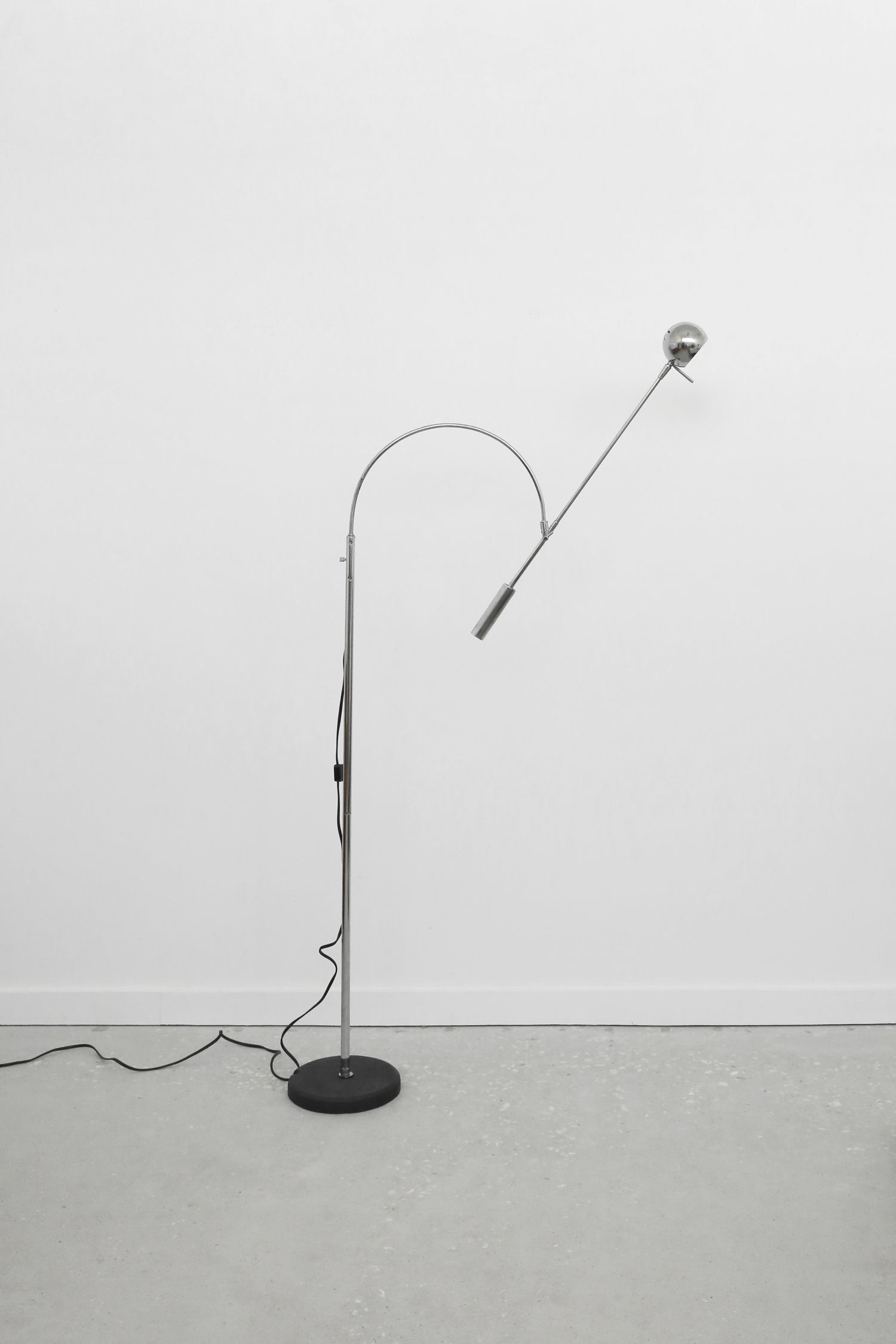 Orbiter Floor Lamp