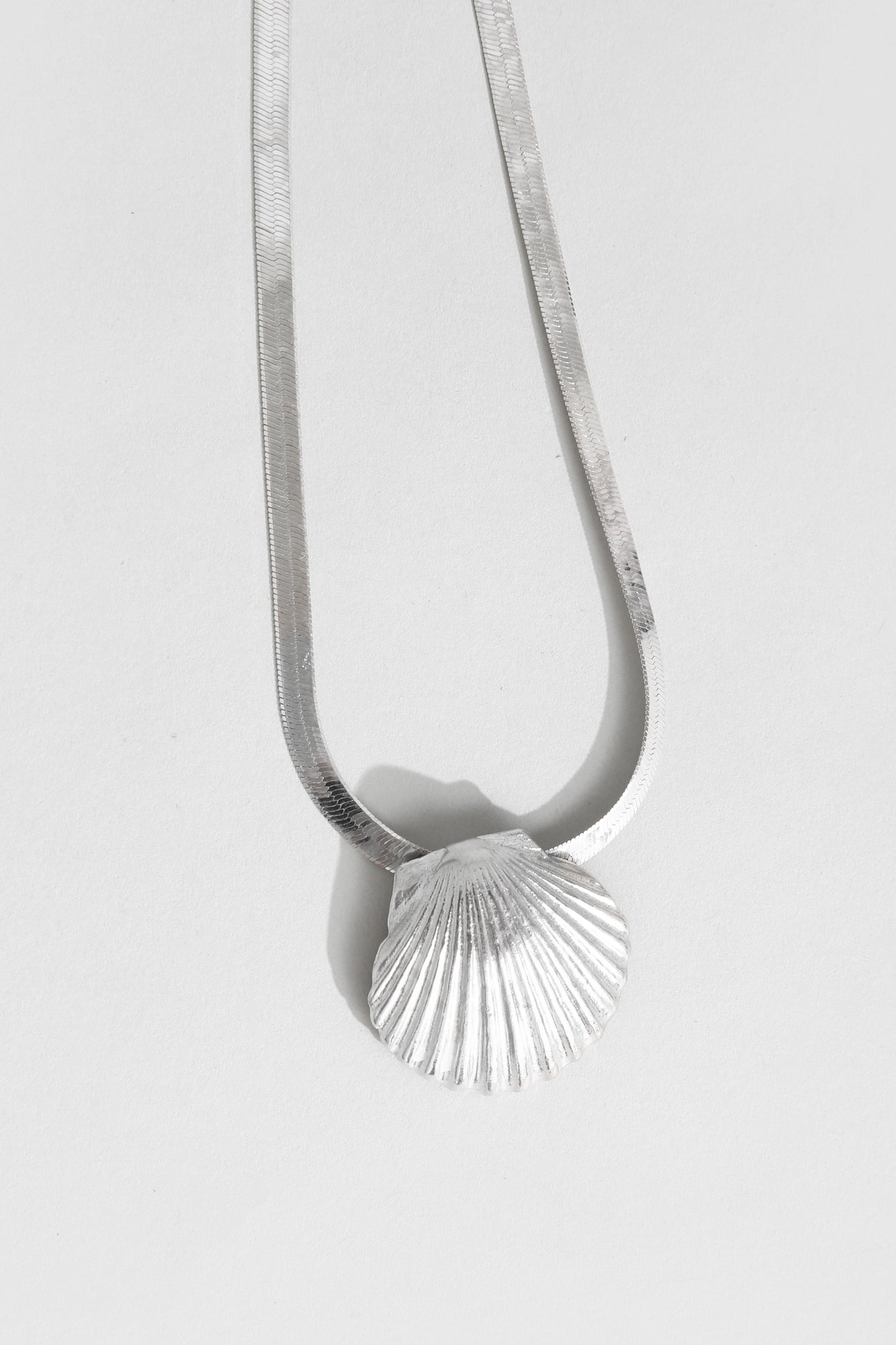 Scallop Herringbone Necklace