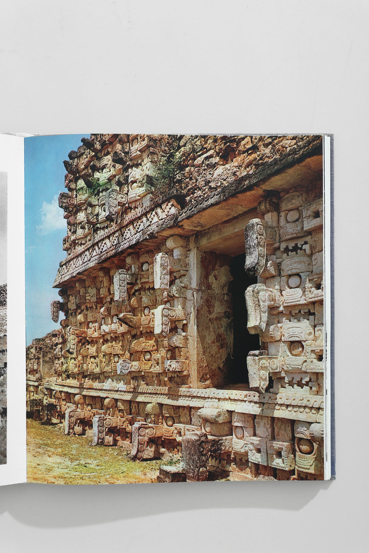 The Art and Architecture of Mexico Book