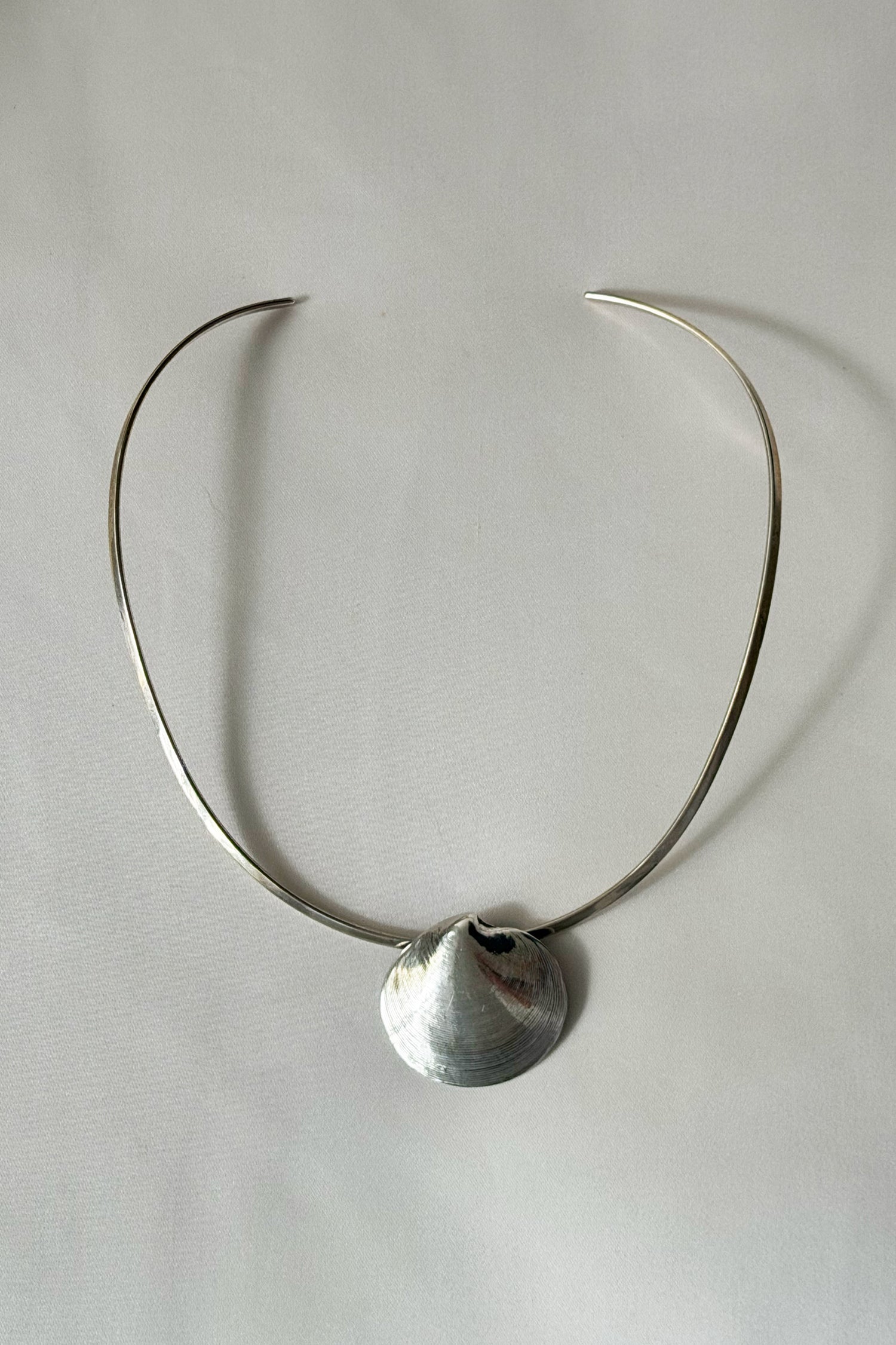 Shell Collar Necklace