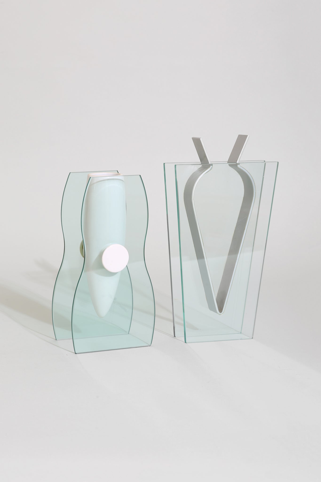 Wavy Transparent Vase