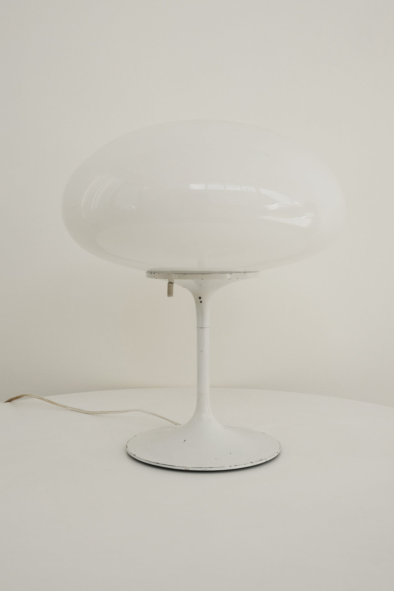 Stemlite B-3 Table Lamp
