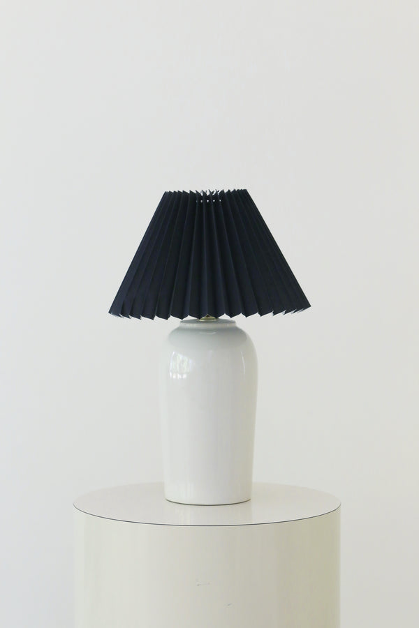 Minimalist Cream Lamp