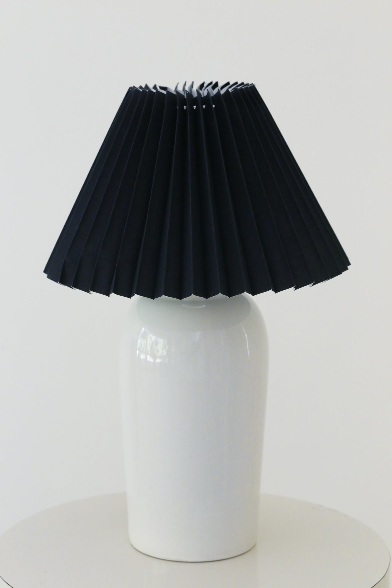 Minimalist Cream Lamp